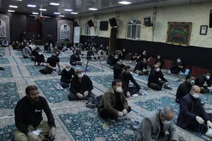 طنین ندای &laquo;الهی العفو&raquo; در هیئت فاطمیون رزمندگان غرب کرج