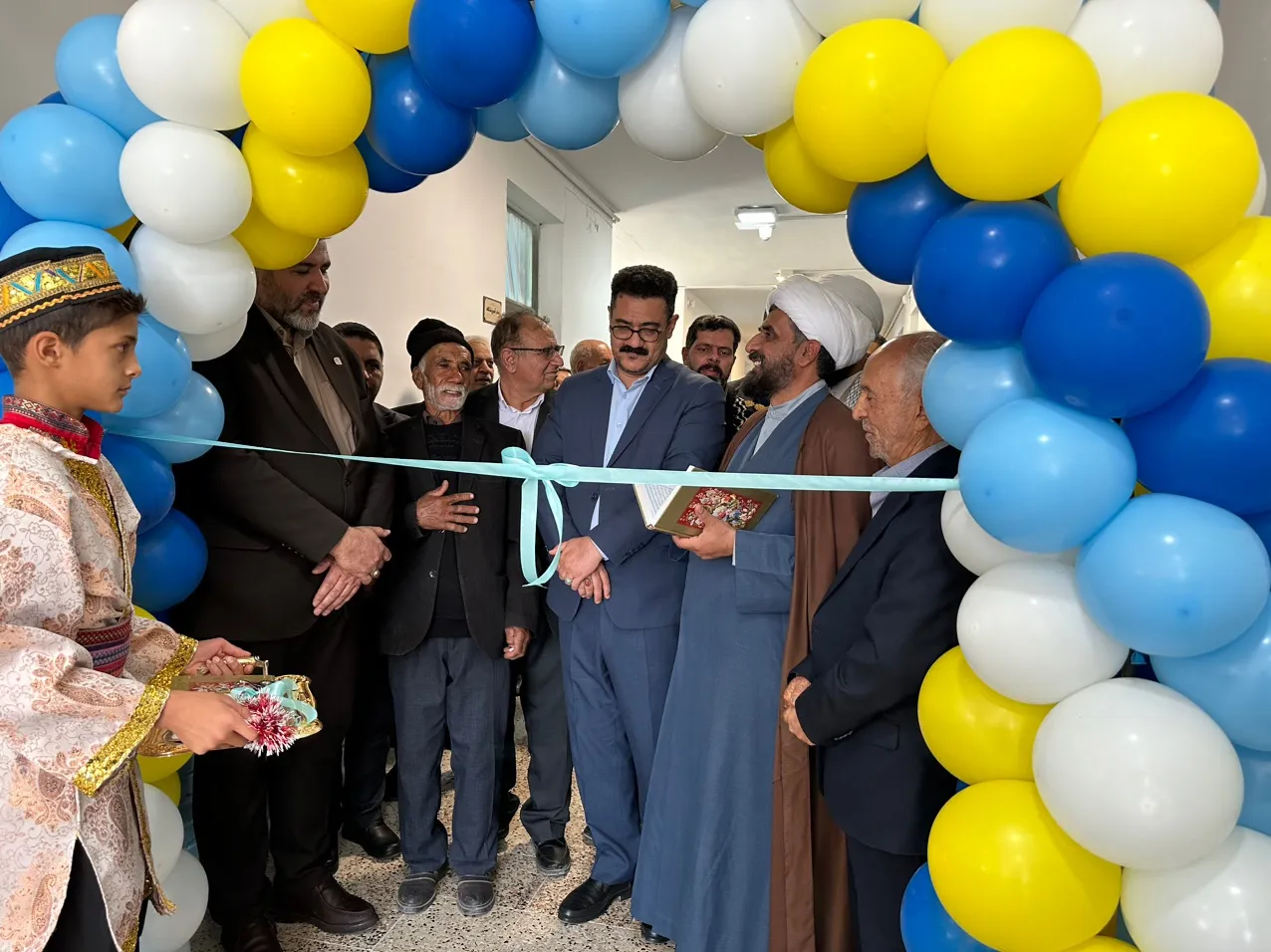 افتتاح ۲ کلاسه مدرسه در شهر سیدآباد چناران با حضور مسئولان استانی و شهرستانی برگزار شد