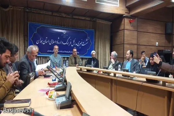 برپایی نمایشگاه مد و لباس ایرانی- اسلامی از ۷ تا ۹ آذر در همدان