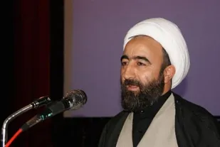 نهضتی که امام(ره) آن را پایه گذاری کرد نشات گرفته از انقلاب امام حسین (ع) می باشد