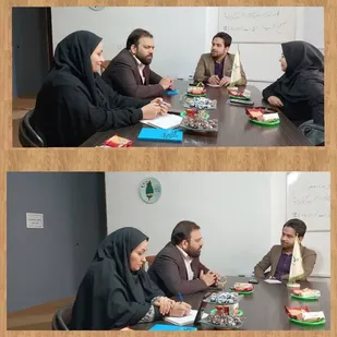هنرمندان با خلق تولیدات فاخر ارزش های انقلاب اسلامی را به آگاهی مردم می رسانند