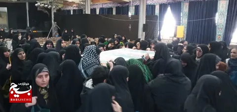 گزارش تصویری |استقبال از پیکر مطهر شهدای گمنام در مصلی بیت المقدس اراک