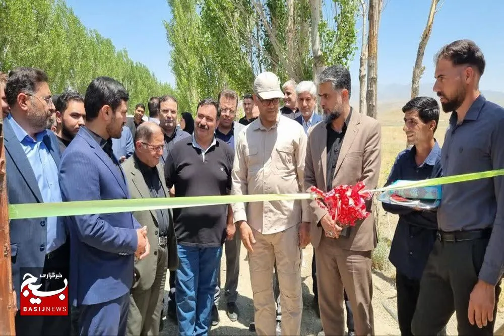 افتتاح واحد پرورش مرغ گوشتی در شهرستان تویسرکان