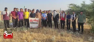کارکنان سپاه لالی به ارتفاعات کوه های چم سور صعود کردند