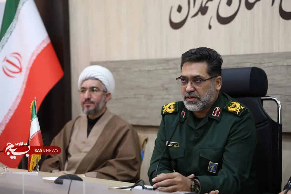 هم‌افزایی سپاه و آموزش‌وپرورش همدان برای گرامیداشت ۱۳ آبان و هفته بسیج دانش‌آموزی+تصاویر