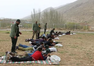 اردوی آمادگی دفاعی دانش آموزان در کیار