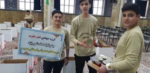 مشارکت بسیجیان حوزه فجر ناحیه مرکزی یزد در رزمایش کمک مومنانه
