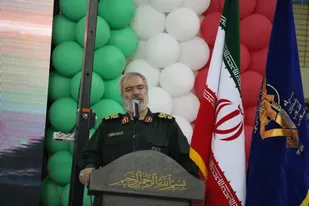 ابرقدرت های دنیا مقابل پاسداران انقلاب اسلامی عددی نیستند