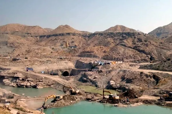 پیشرفت فیزیکی ۴۰ درصدی سد دالکی دشتستان