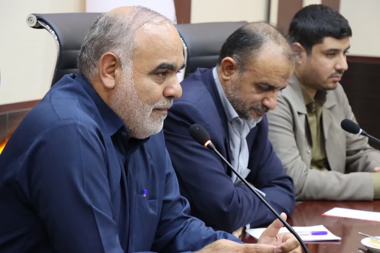 ایستادگی و مقاومت مردم، نقشه‌های دشمن را خنثی کرد