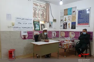 مربی انسانها زن است