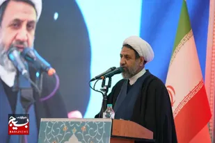 حاج قاسم؛ دریافت کننده مدال برخاسته از دل مردم بود