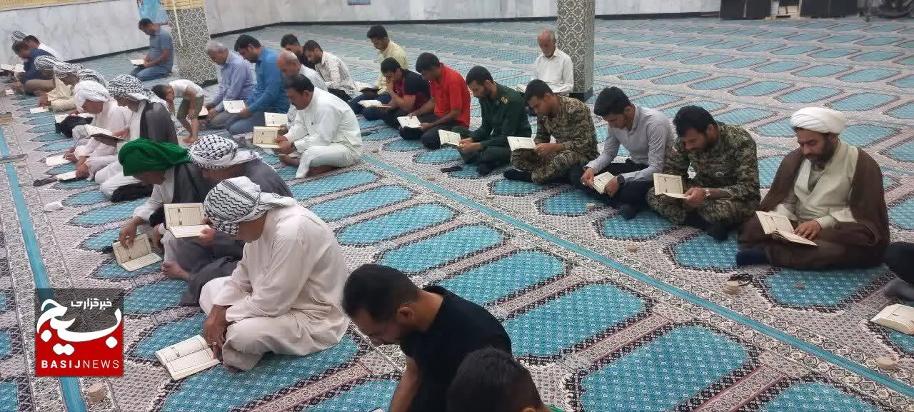 محفل اُنس با قرآن در مسجد صاحب الزمان پایگاه مقاومت بسیج میثم تمار حمیدیه برگزار شد
