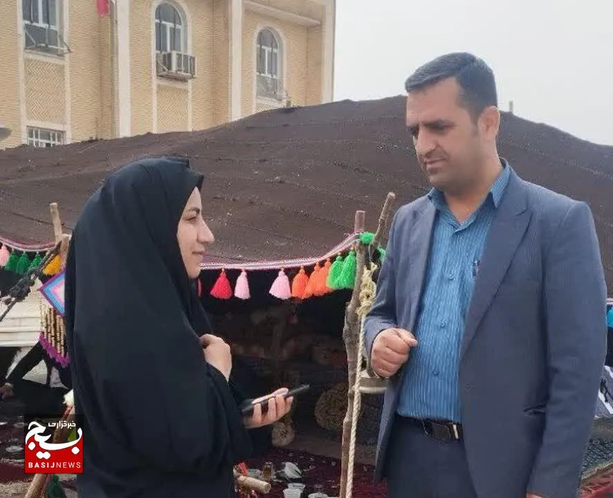 افتتاح نمایشگاه دست سازه‌ها و تولیدات هنرستان‌های فنی و کار و دانش باغملک