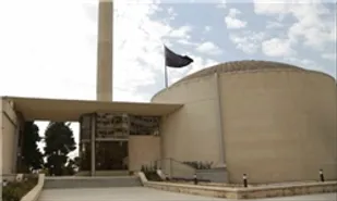 خبرنگاران خارجی از رآکتور تحقیقاتی تهران بازدید کردند