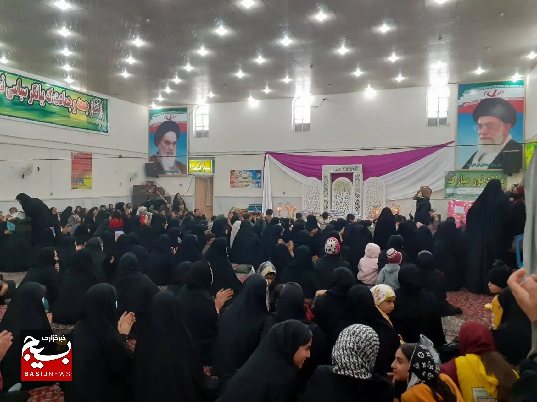 برنامه های جشن میلاد حضرت زهرا(س)در کنارتخته برگزار شد