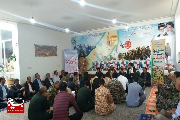 دیدار مسئولین شهرستان اقلید با امام جمعه به مناسبت هفته دفاع مقدس