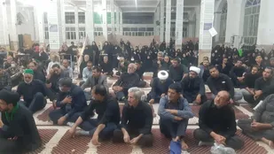 حفظ نظام اسلامی خط قرمز مردم است