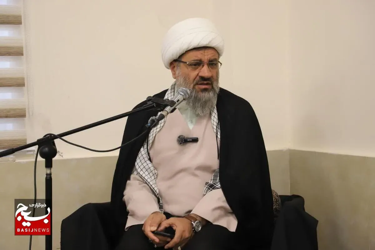 اشاعه عملکرد دولت مردمی از رسالت های مهم بسیج و دلسوزان انقلاب است