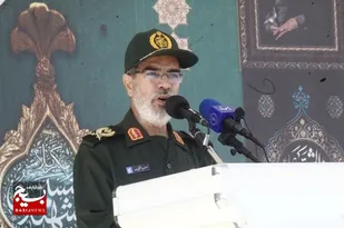 لبخند رضایت رهبر انقلاب افتخار جهادگران/ ساخت دوهزار و 500 واجد مسکن ملی توسط بسیج سازندگی