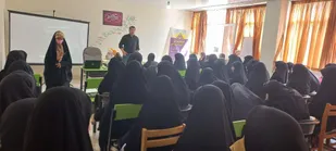کارگاه خود شناسی در جمع نوجوانان دختر شهر جوزدان برگزار شد