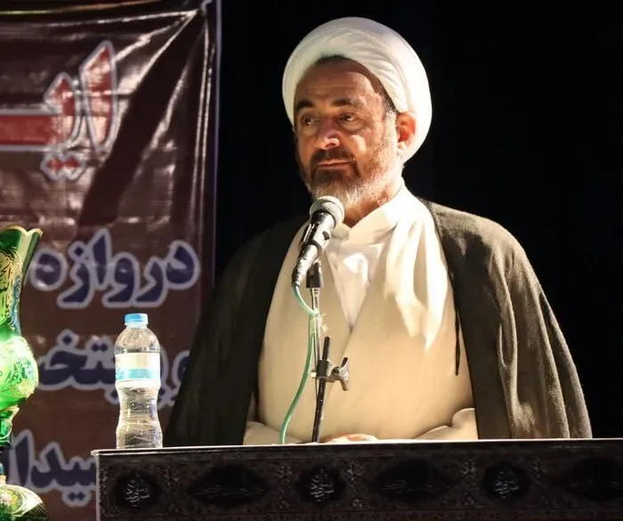 امام جمعه ایلام: خدمت به زائران اربعین با معرفت حسینی و مشارکت مردمی همراه باشد