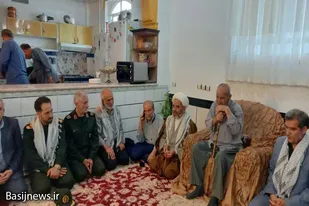 دیدار جمعی از مسئولین با خانواده شهید &laquo;ظفری&raquo; و &laquo;دارایی&raquo;
