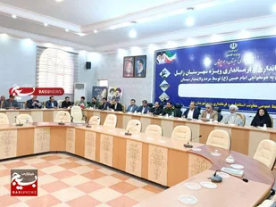 برگزاری جلسه شورای اداری زابل در هفته دولت