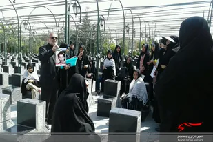 برنامه خاطره&zwnj;گویی فیروزه&zwnj;ای به&zwnj;همت بسیجیان پایگاه انسیه همدان برگزار شد