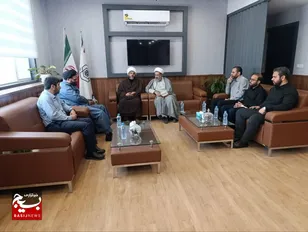 در نبرد با دشمن همگی پاسدار انقلابیم