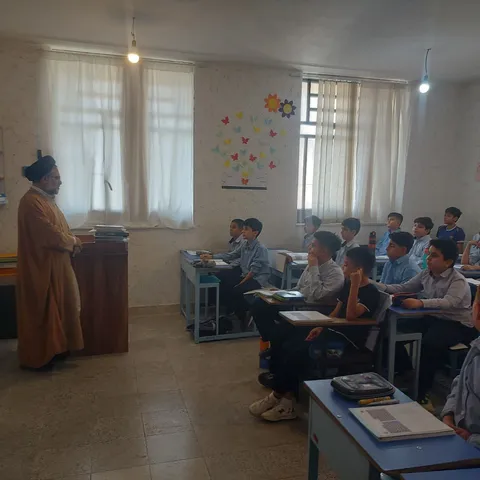 جمهوری اسلامی؛ عصر طلایی حفظ تمامیت ارضی/ شکست راهبرد دشمن در تجزیه ایران به برکت فرهنگ ایثار