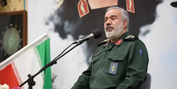 جوانان بر خلاف سناریو دشمن، دنباله رو شهدا شدند