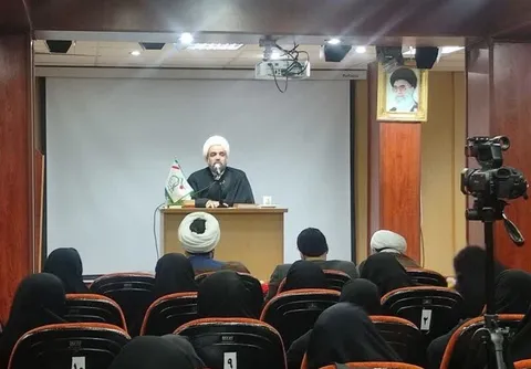 جهاد امیدآفرینی یکی از رسالت‌های مهم بسیج طلاب است/ حوزه‌ انقلابی، محور پاسداری از انقلاب اسلامی است