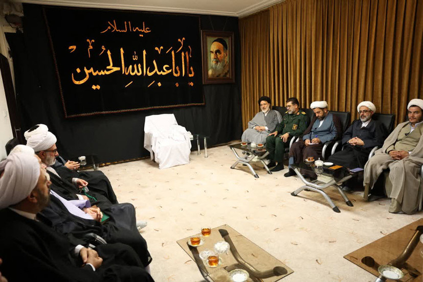 برگزاری جلسه مجمع نمایندگان طلاب و فضلای استان همدان در بیت آیت‌الله نوری همدانی