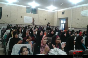 نشست بصیرتی &laquo;طلایه&zwnj;دارن انقلاب&raquo; در همدان
