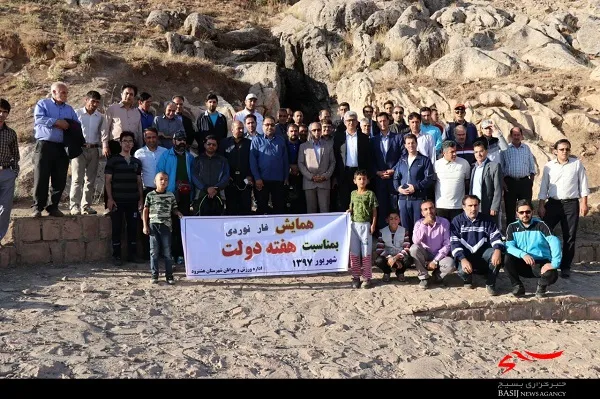 کارمندان ادارت هشترود به ارتفاعات آقبلاغ صعود کردند