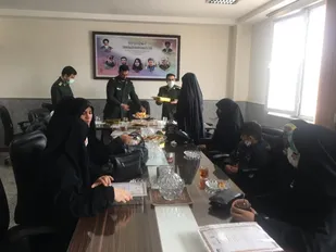 جوایز مسابقات تیراندازی با تفنگ بادی و دارت در سپاه استان، اهدا شد