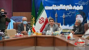 کتاب &laquo;همه چیز اینجاست&raquo; در قم رونمایی شد/ زندگینامه داستانی اولین بانوی جراح ایرانی