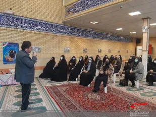مراسم گرامیداشت دهه مبارک فجر در محله اوقافیا رجائی شهر کرج برگزار شد+تصاویر