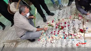 غبارروبی مزار شهدای علی&zwnj;بن&zwnj;جعفر توسط بسیجیان پایگاه شهید ترابی