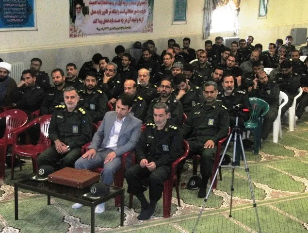 هیچ‌کس از نظر قانون مستثنی نبوده و همه یکسان هستند