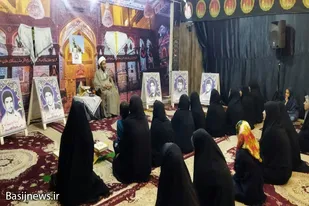 برگزاری یادواره شهدا توسط پایگاه حضرت مریم (س) و زینبیه نهاوند