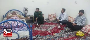 مسئول سازمان بسیج فرهنگیان استان خوزستان با معلم فداکار گتوند دیدار کرد