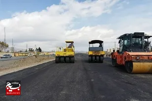 فعالیت شبانه روزی کارگاههای راهسازی سیستان و بلوچستان برای تکمیل شبکه بزرگراهی استان/ بدهی پیمانکاران راه به بیش از ۷۰۰ میلیارد تومان رسید