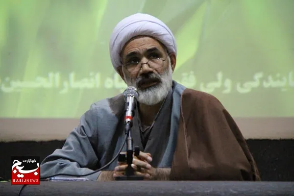 امام خمینی (ره) در مبارزه رویکرد تحولی داشتند