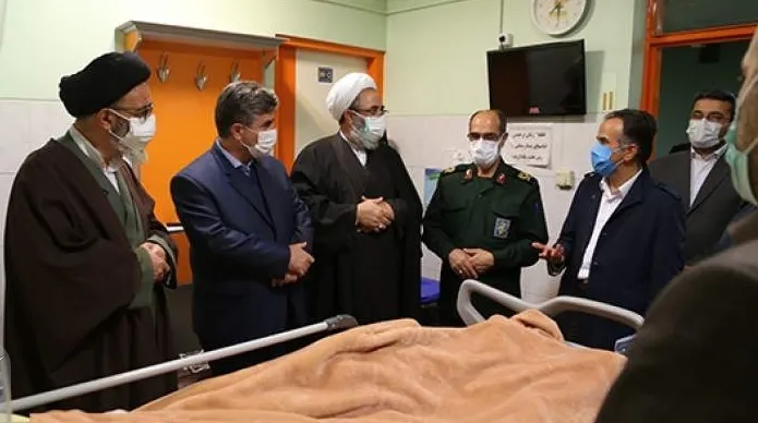 عیادت مسئولان ارشد آذربایجان شرقی از مداح و رزمنده دوران دفاع مقدس