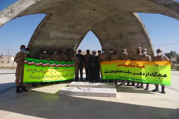 بزرگداشت روز سرباز در هفته دفاع مقدس در اقلید برگزار شد