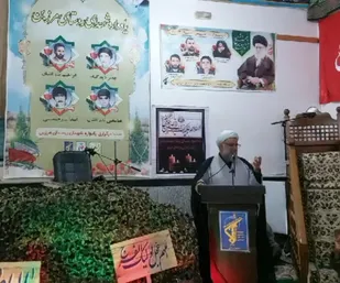 شهدا مایه افتخار ملت ایران هستند/با جهاد تبیین دستاوردهای نظام را به نسل جدید منتقل کنیم