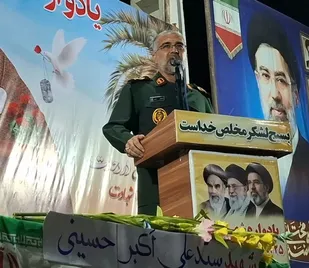 ایران قوی ستون اصلی امنیت ملی/سربازان ولایت آماده دفاع از میهن هستند