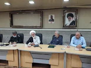 حضور اصناف و بازاریان، راهگشای حل مشکلات جامعه بوده است